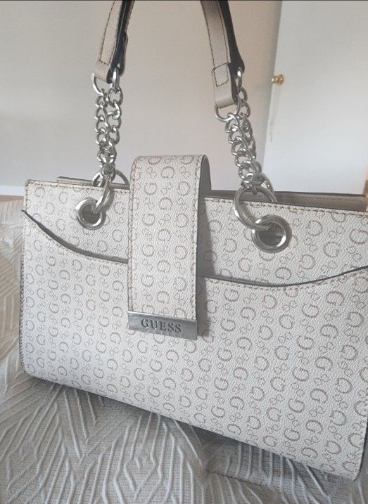 G. Hand Bag