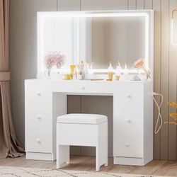 Makeup Vanity
