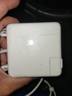 Apple MacBook Power Adapter Charger