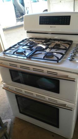 Dual-fuel double oven Gas and Electric