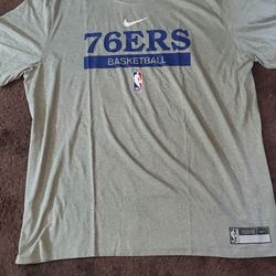 Men's 76ers Nike XXL Tshirt 