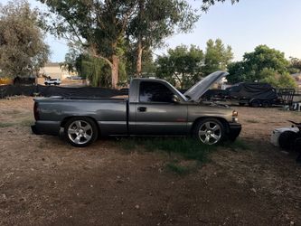 2000 GMC SL