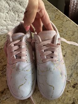 Heelys Girl Shoes Size 2