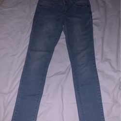Size 7 Skinny Jeans Women’s / Girls 