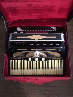 Galanti made in Italy 5/2 register 120 bass