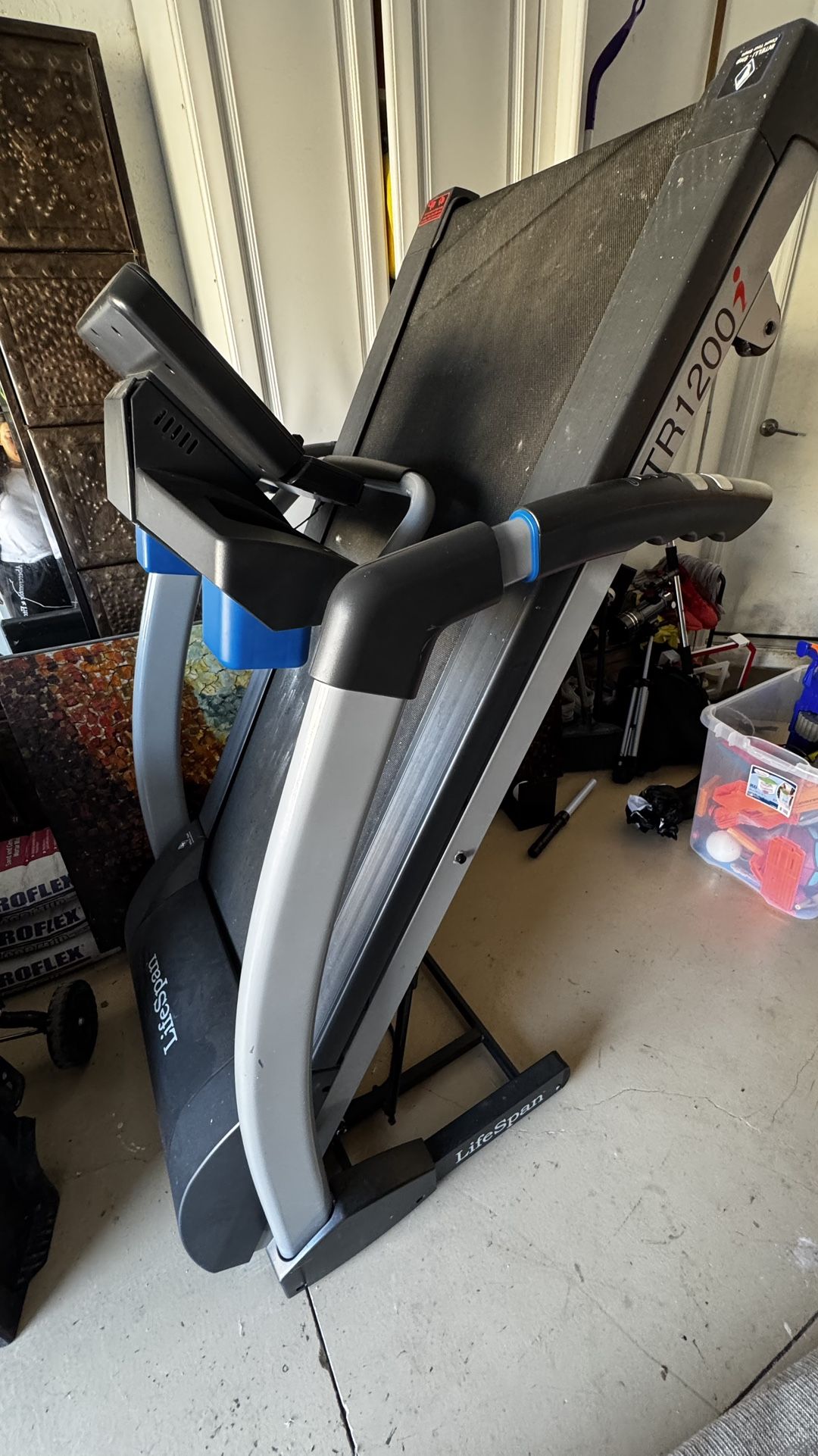 Lifespan Treadmill TR1200