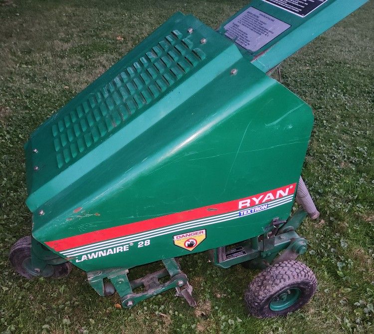 Ryan Lawnaire 28 Aerator