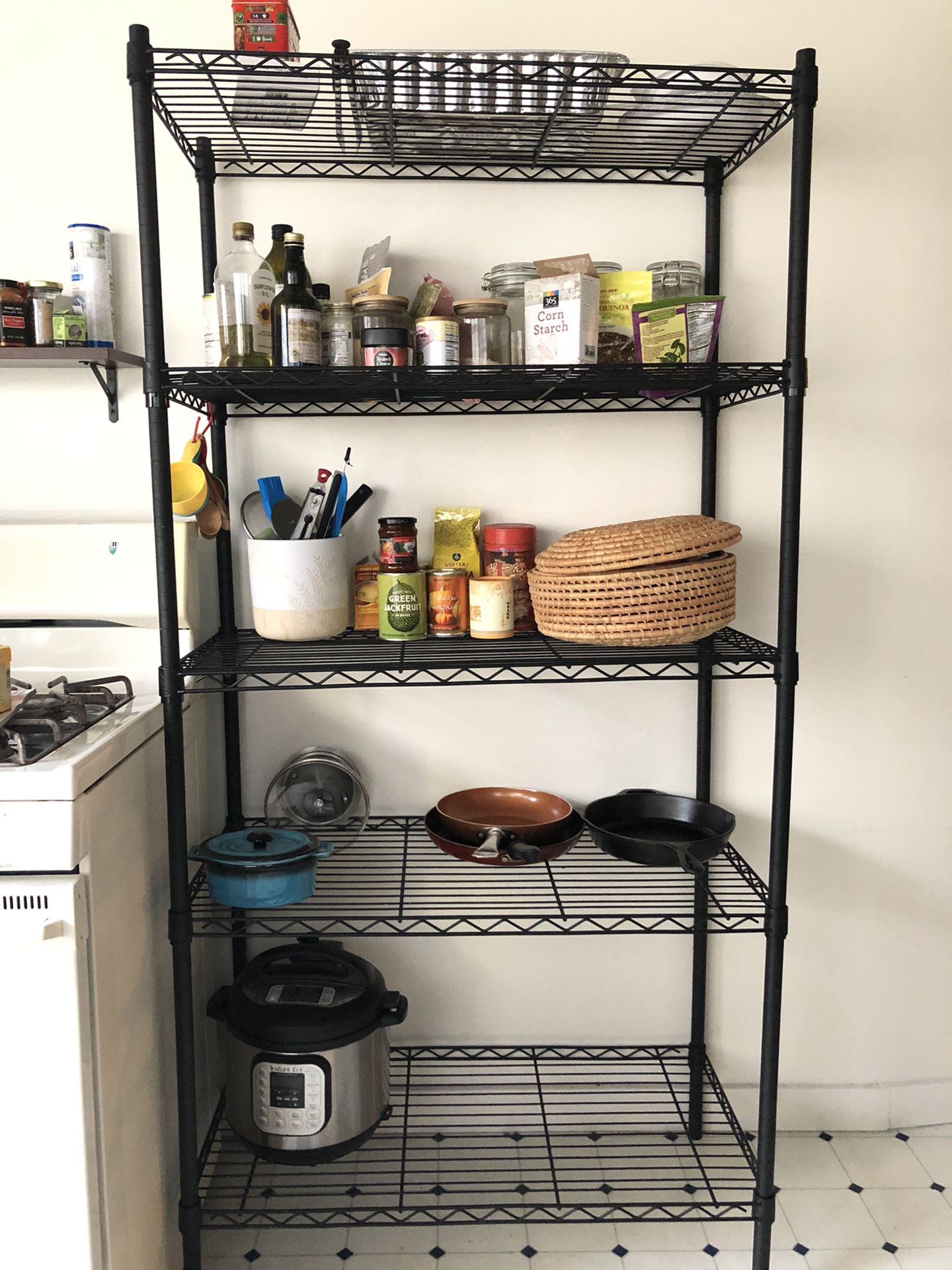 Kitchen/storage shelves/rack. 4 rows