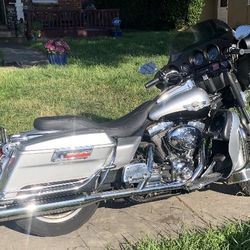 2003 Harley Davidson FLHTC Ultra Classic Anniversary Edition 