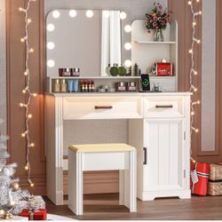 Makeup Vanity With Mirror, LED lights And Stool