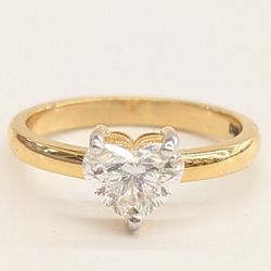 18kt Real Natural Diamond Heart style Ring For Women 