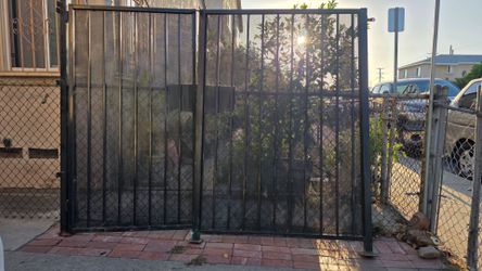 Barandal con puerta