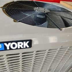 Air Conditioning Unit Like New