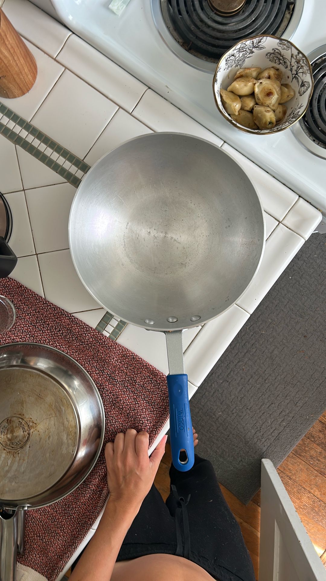 Winco Aluminum Wok with Stay-Cool Handle