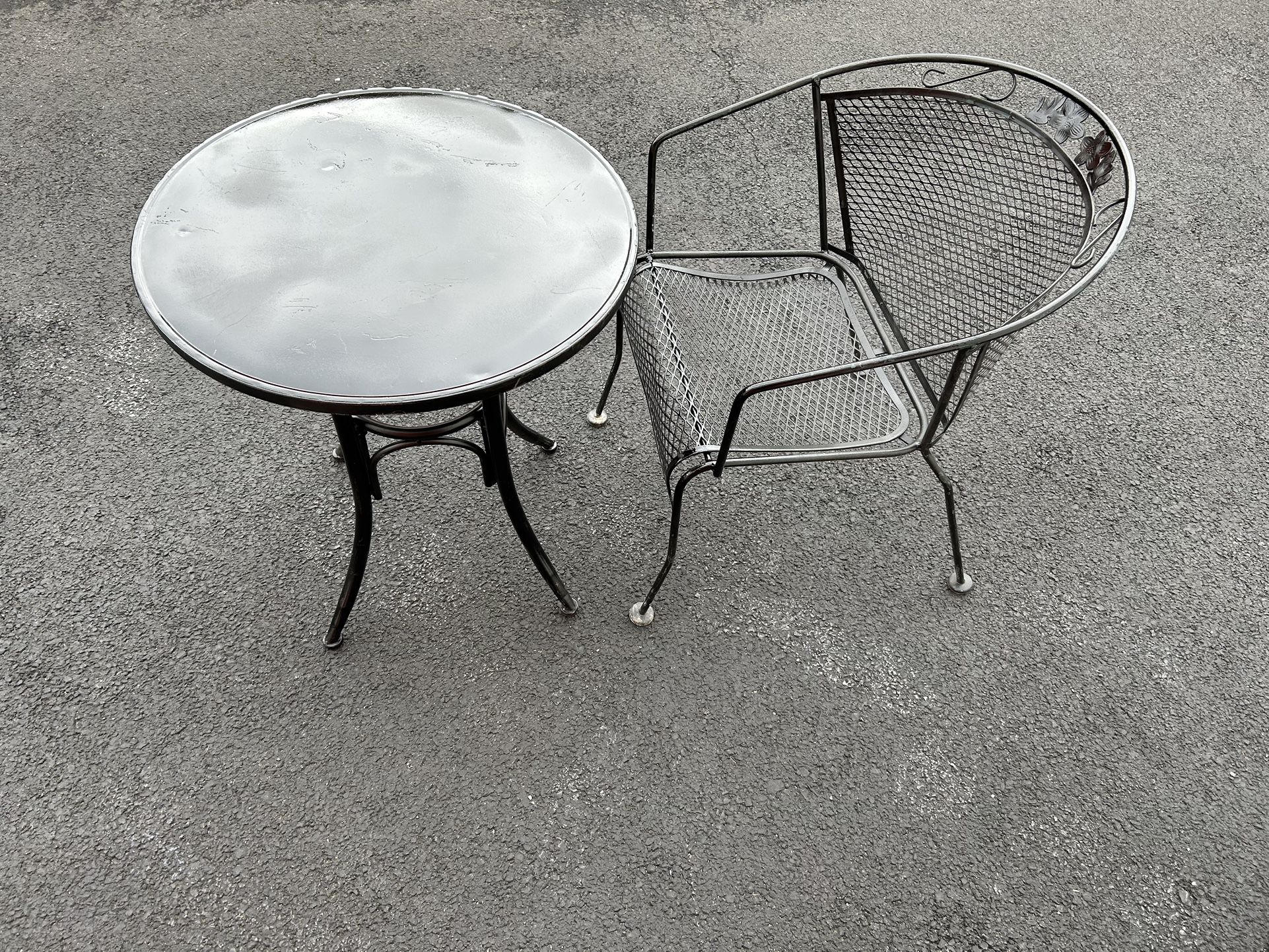 Beautiful Bistro Set Aluminum Table Wrought Iron Chair