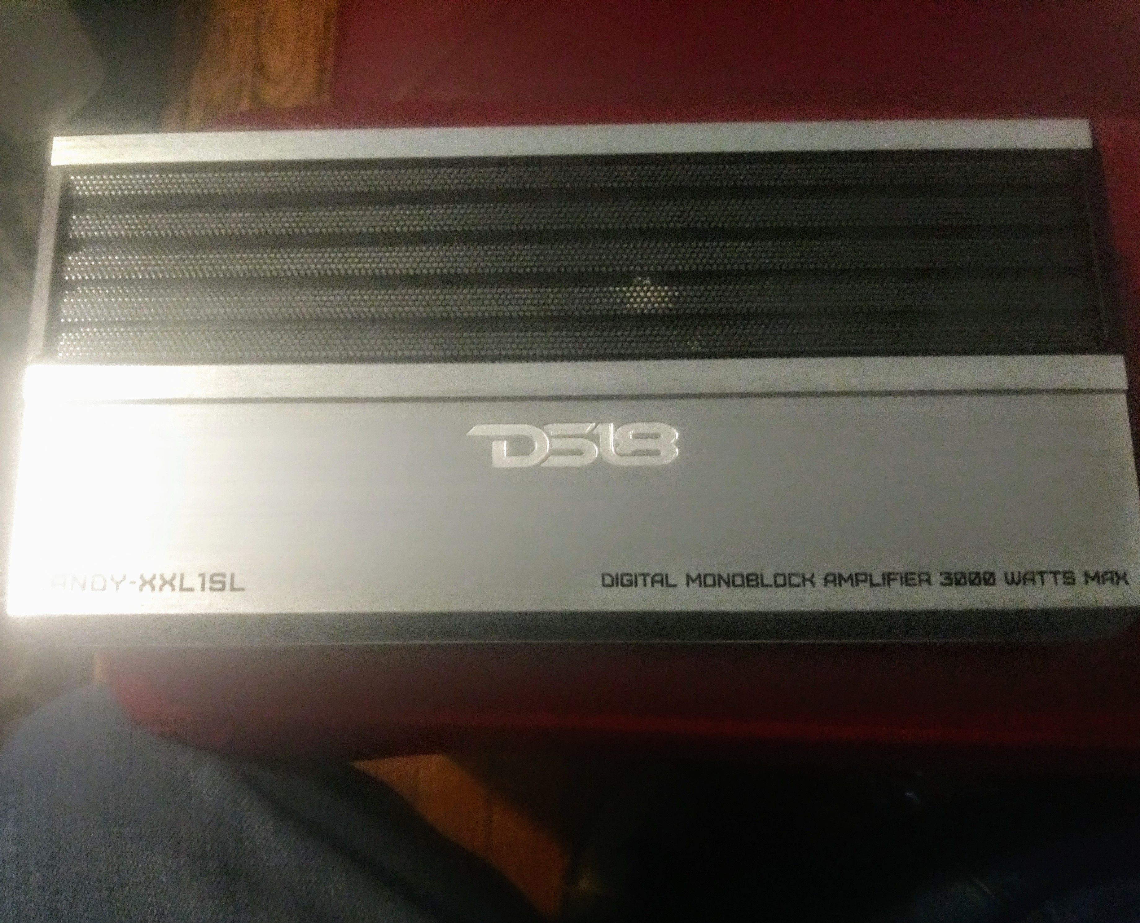 Ds18 candy 3000 watt amplifier