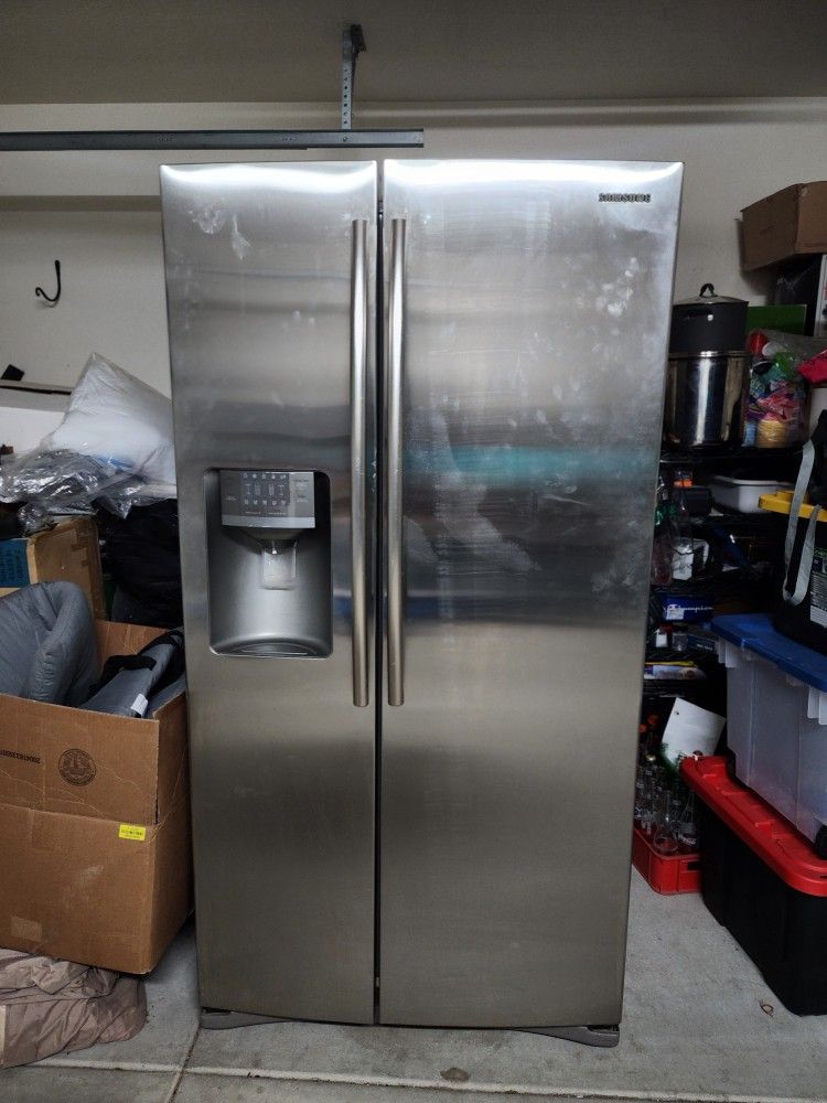 Samsung Fridge (Refrigerador)