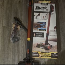 Vacuum Shark Cordless Pet Pro Upright And Hand Held