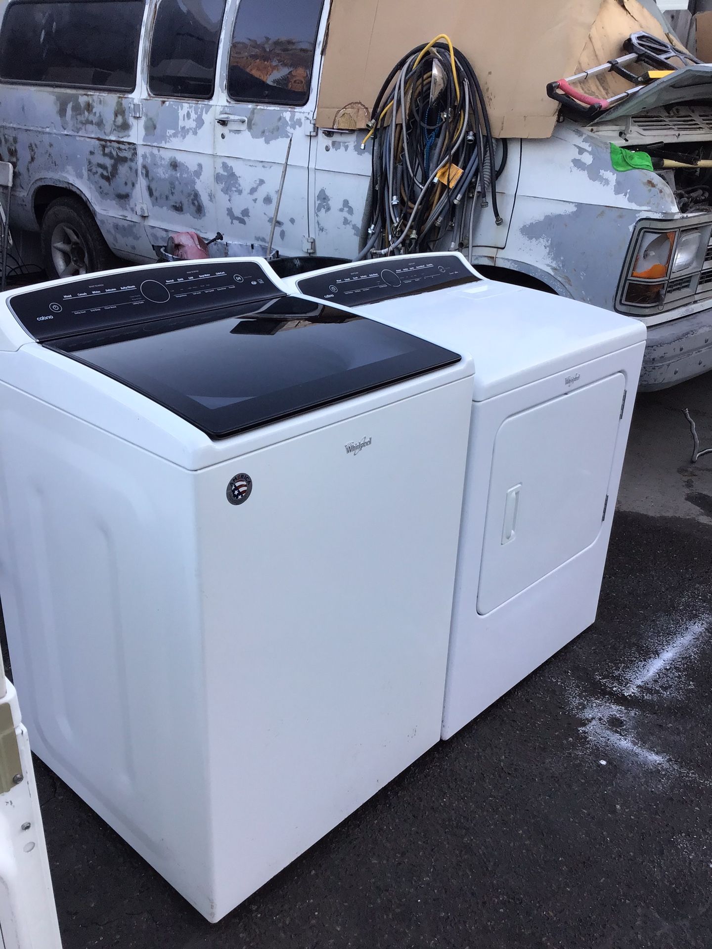 Whirlpool Cabrio Washer And Electric Dryer 220 Volt Set
