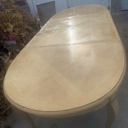 Thomasville Table Seats 10 