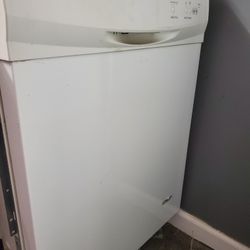 Amana Dishwasher