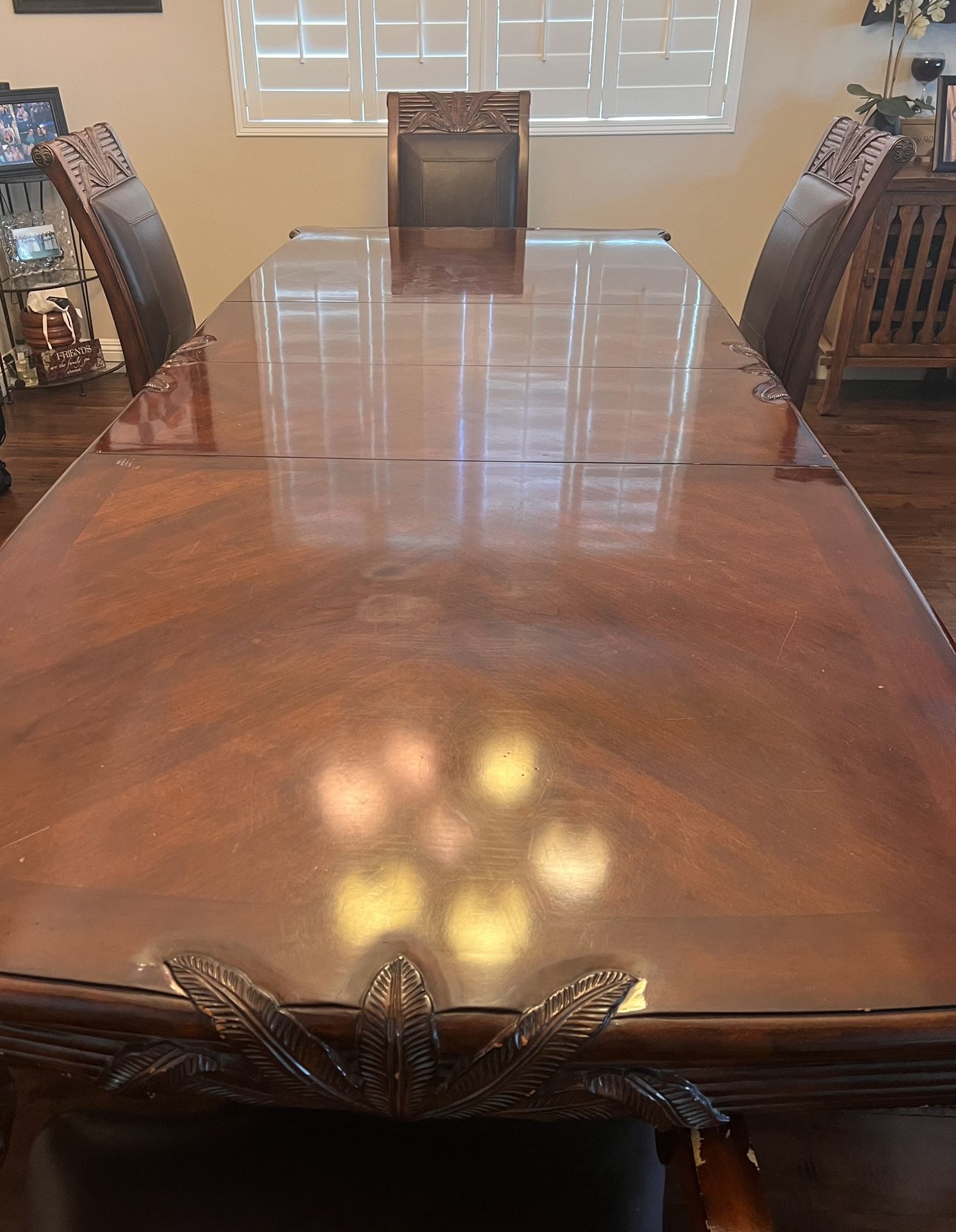 Dining Table With Six Chairs.