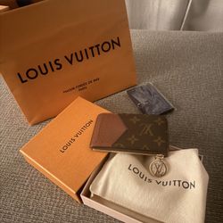 LV Card Holder 