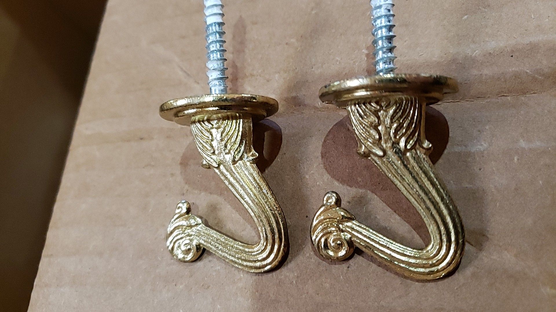 Inch in a quarter gold plated hooks