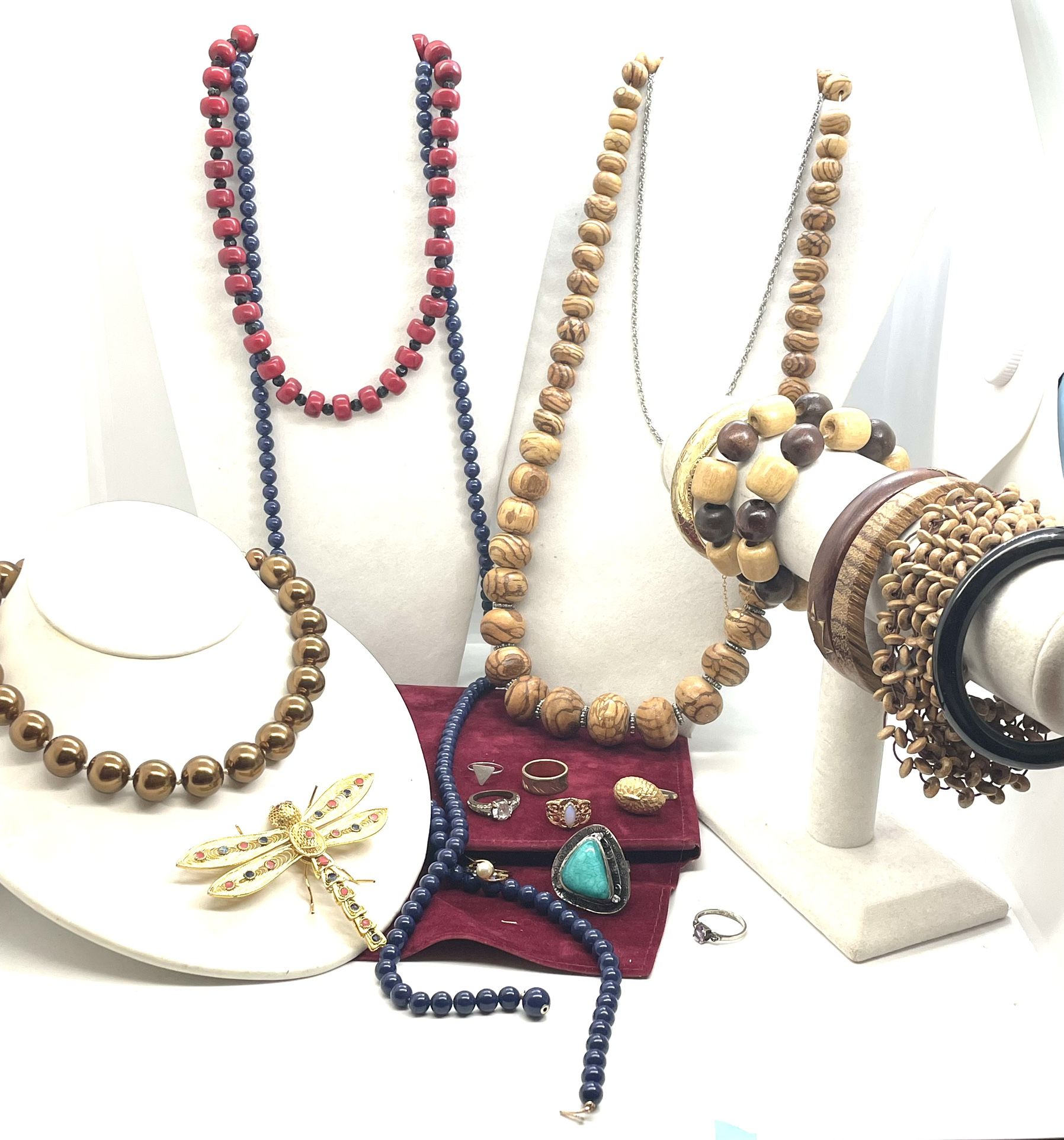 Beautiful Lot Of Wearable Jewelry!!