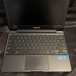 Chromebook Laptop 