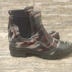 8 Seven7 Halifax Camouflage Hiking - Style Ankle Rain Boots Lugged Rugged Heels
