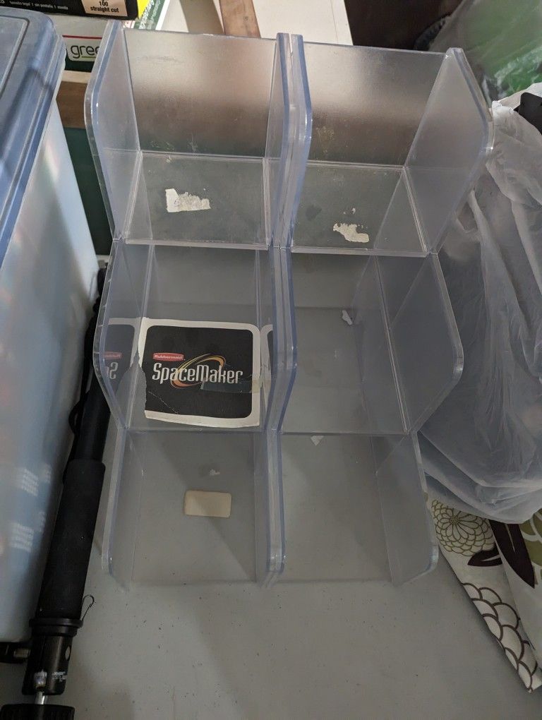 Rubbermaid Spacemakers