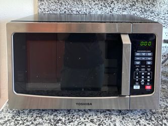 [Moving Sale] Toshiba Microwave Oven