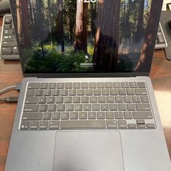 2025 Macbook Air M4 256GB 16GB
