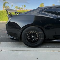 Forgestar F14 Beadlocks 
