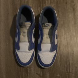 Nike dunks ucla only for 35