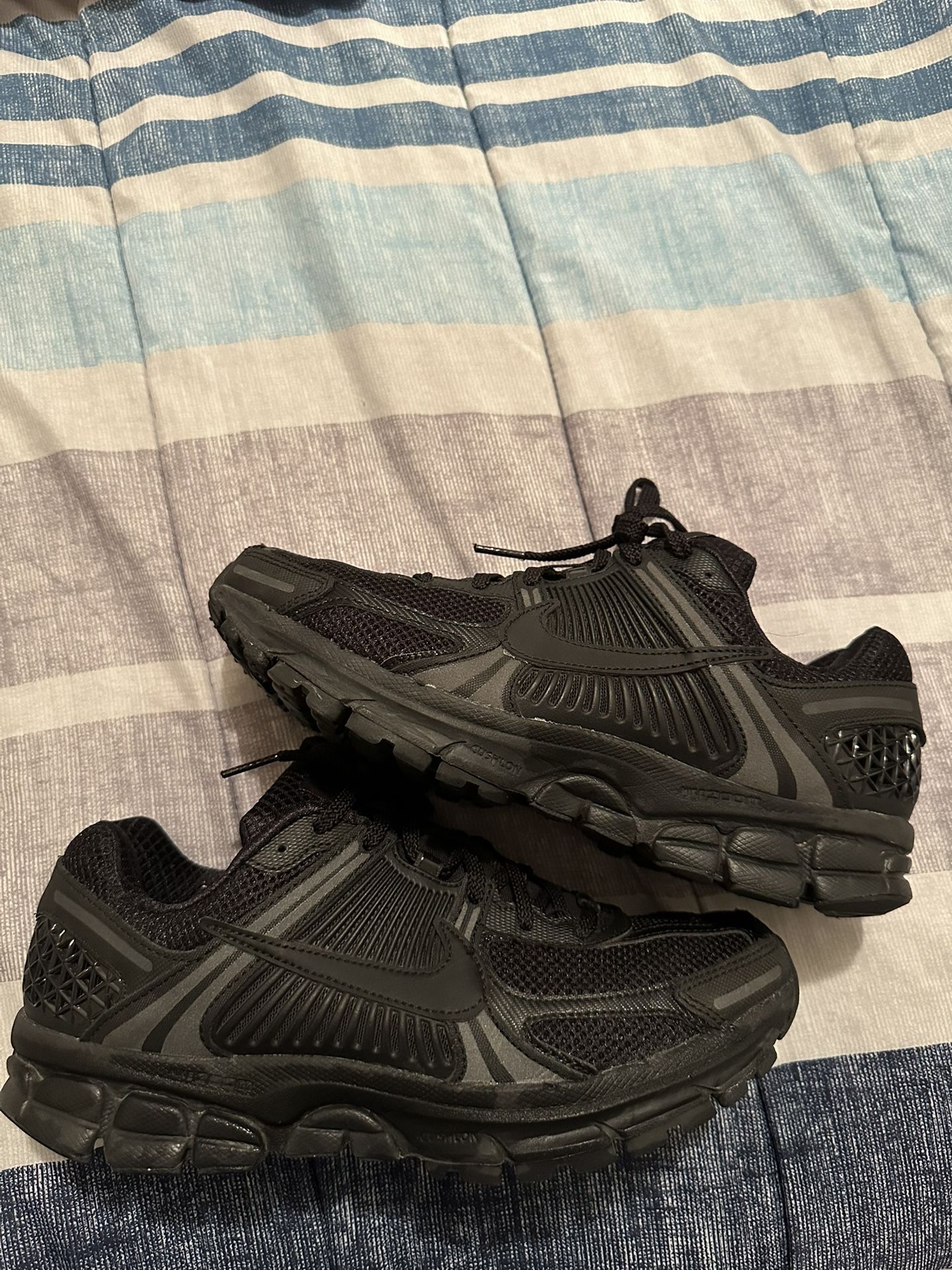 Nike Vomero 5