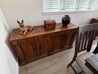 Vintage Hickory Manufacturing Co. Solid Wood Sideboard Buffet / Credenza (Model 1650-04)