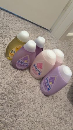 Johnson's Baby Bundle – Wash, Lotion & Oil