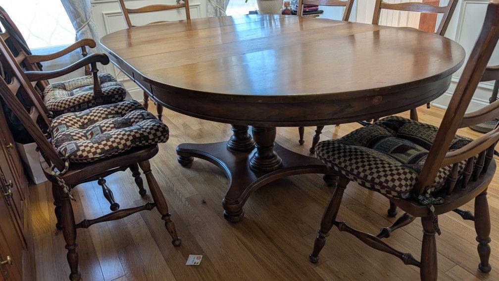 Dining Table With 6 Chairs 
