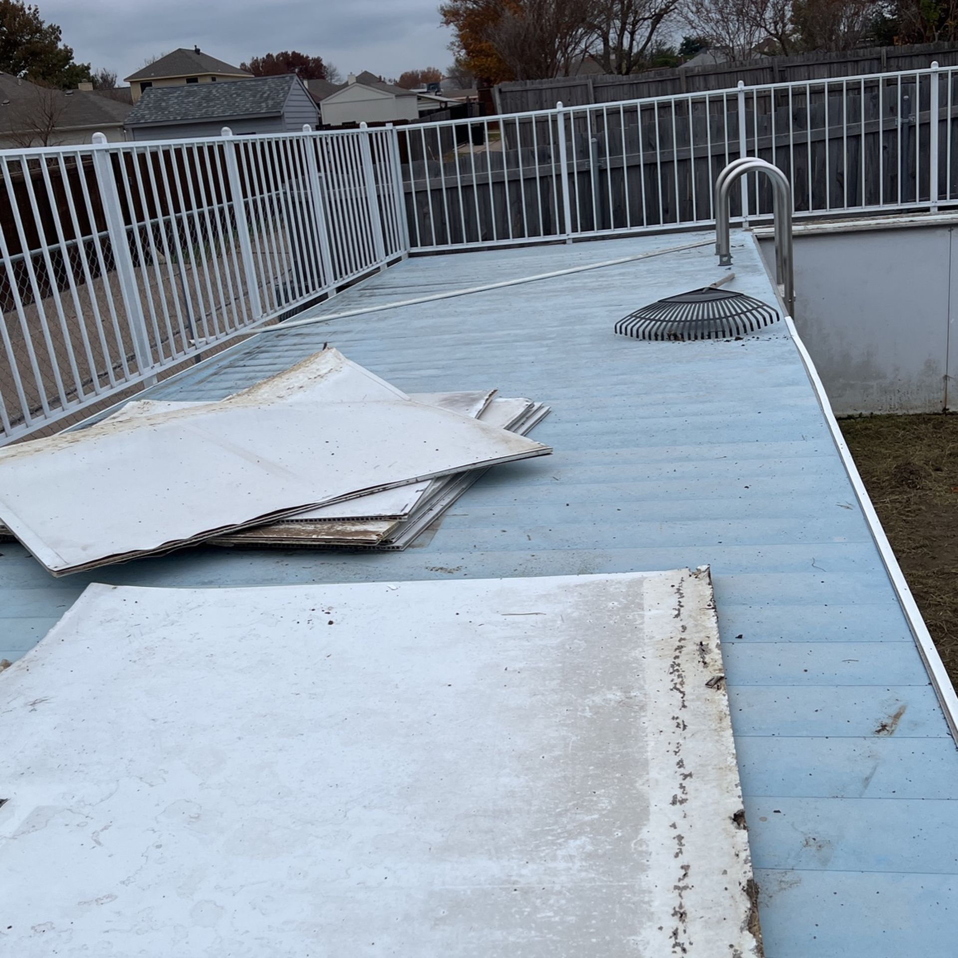 Above Ground Swimming Pool (Kayak Pool )
