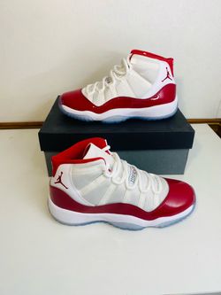 Air Jordan (GS) 11 Retro "Cherry" 2022 - Size 7Y - 378038 116 (1873-6)