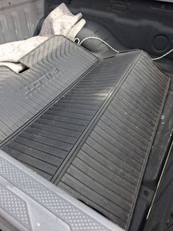 Rear mat cargo