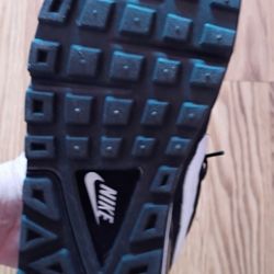 Nike Air Max Command Women's