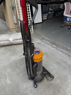 Dyson Ball Upright Vacuum