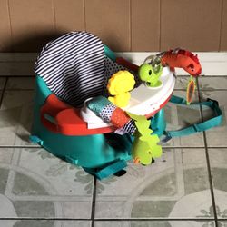 LIKE NEW INGENUITY BABY HIGH CHAIR!!!!