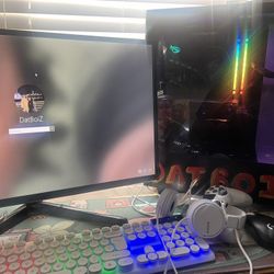 Full Gaming setup! PC/Keyboard/Mouse/Ps4 controller/ And Mouse Pad! 