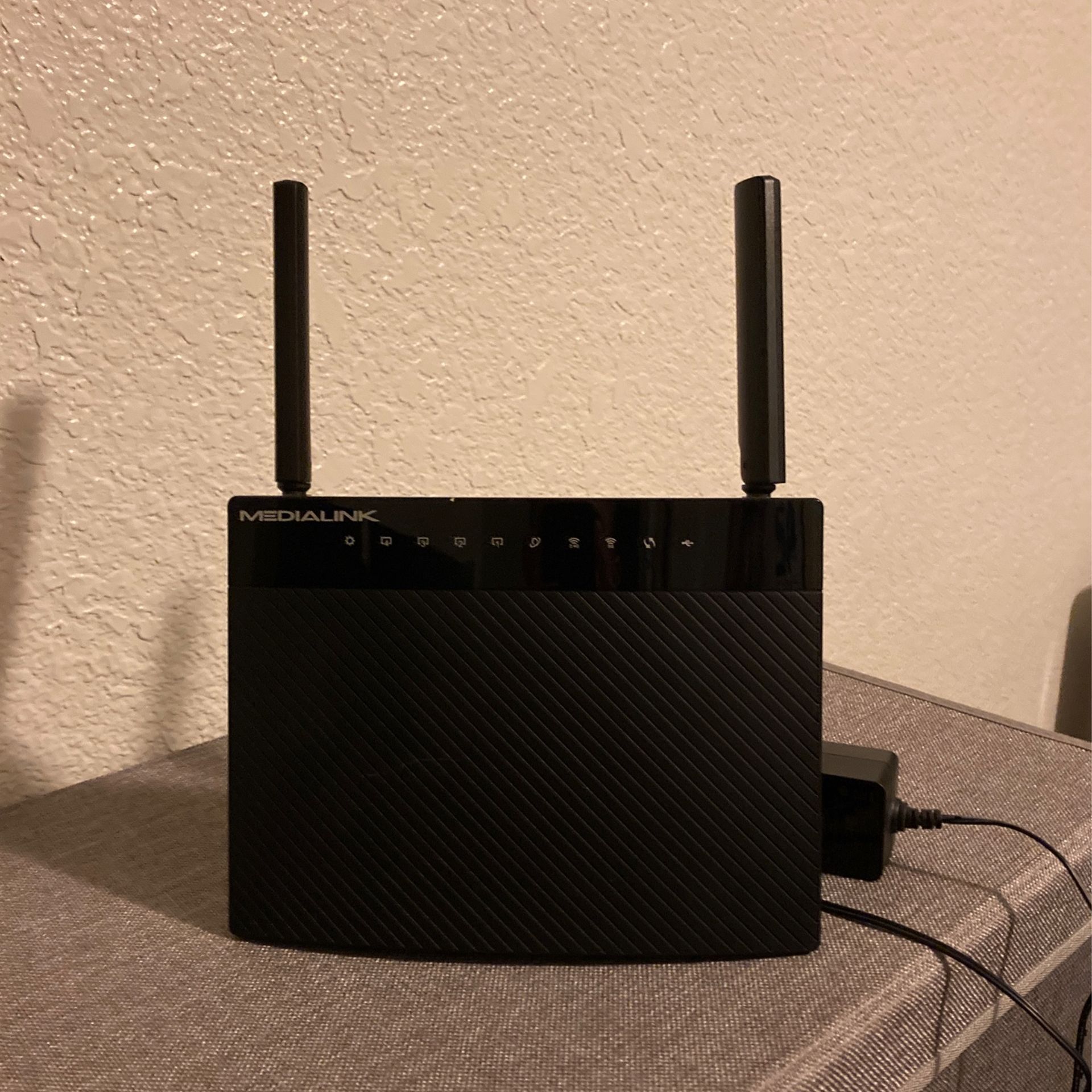 MediaLink Router AC1200