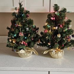 PAIR. OF. MINI  DECORATIVE HOLIDAY TREES
