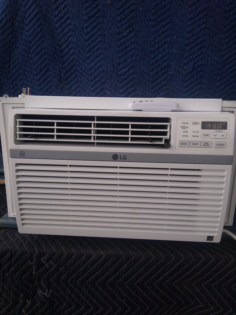 Air Conditioner LG 8000 BTU Window Unit AC